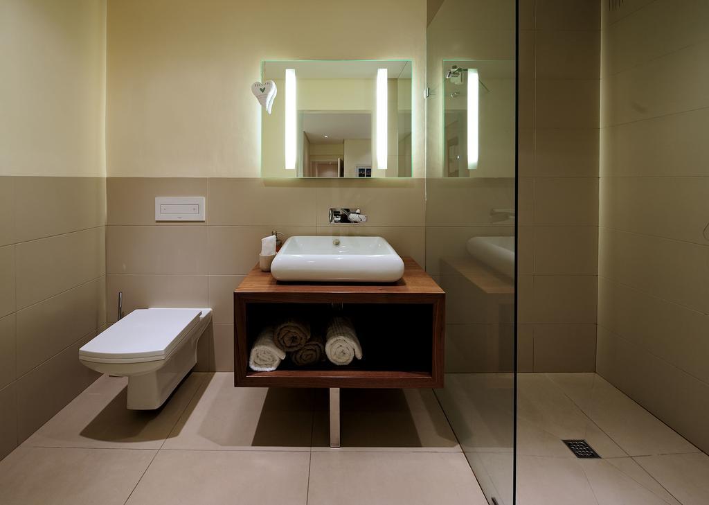 129 On Kloof Nek Apartments Le Cap Chambre photo