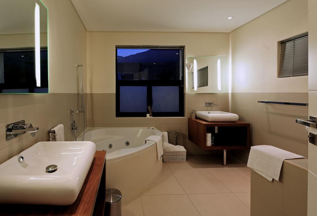 129 On Kloof Nek Apartments Le Cap Extérieur photo