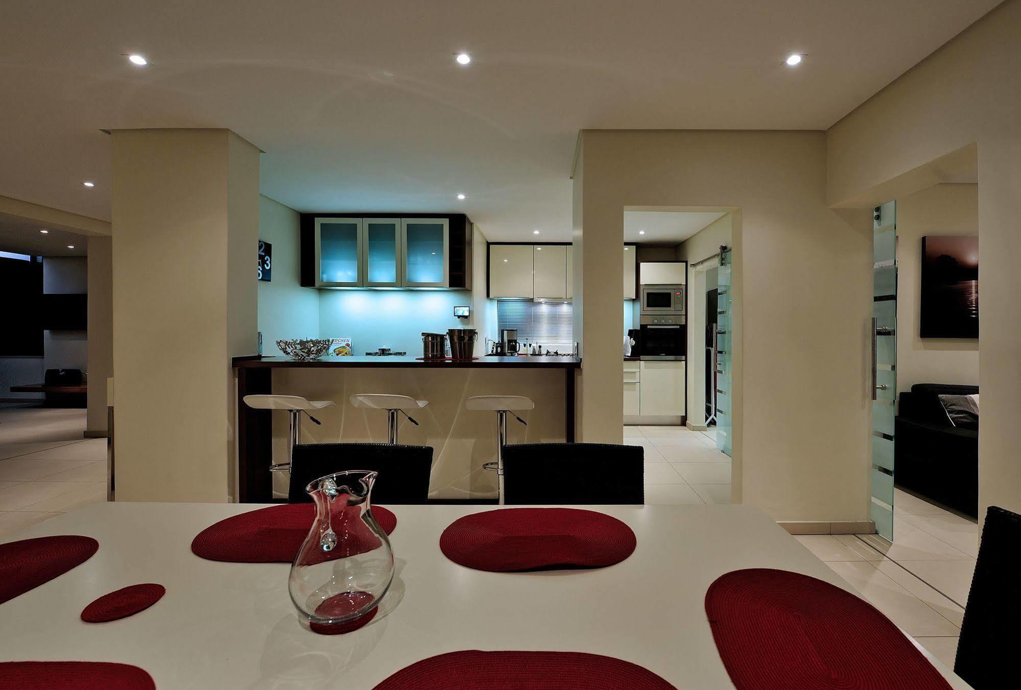 129 On Kloof Nek Apartments Le Cap Extérieur photo